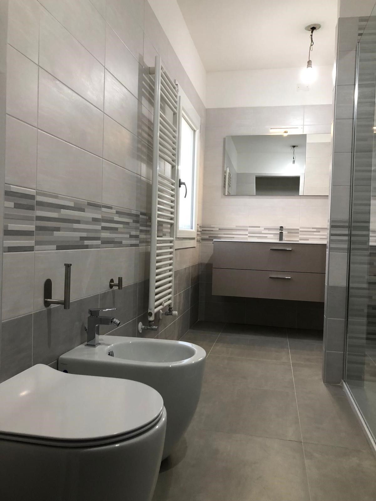 RISTRUTTURAZIONE BAGNI