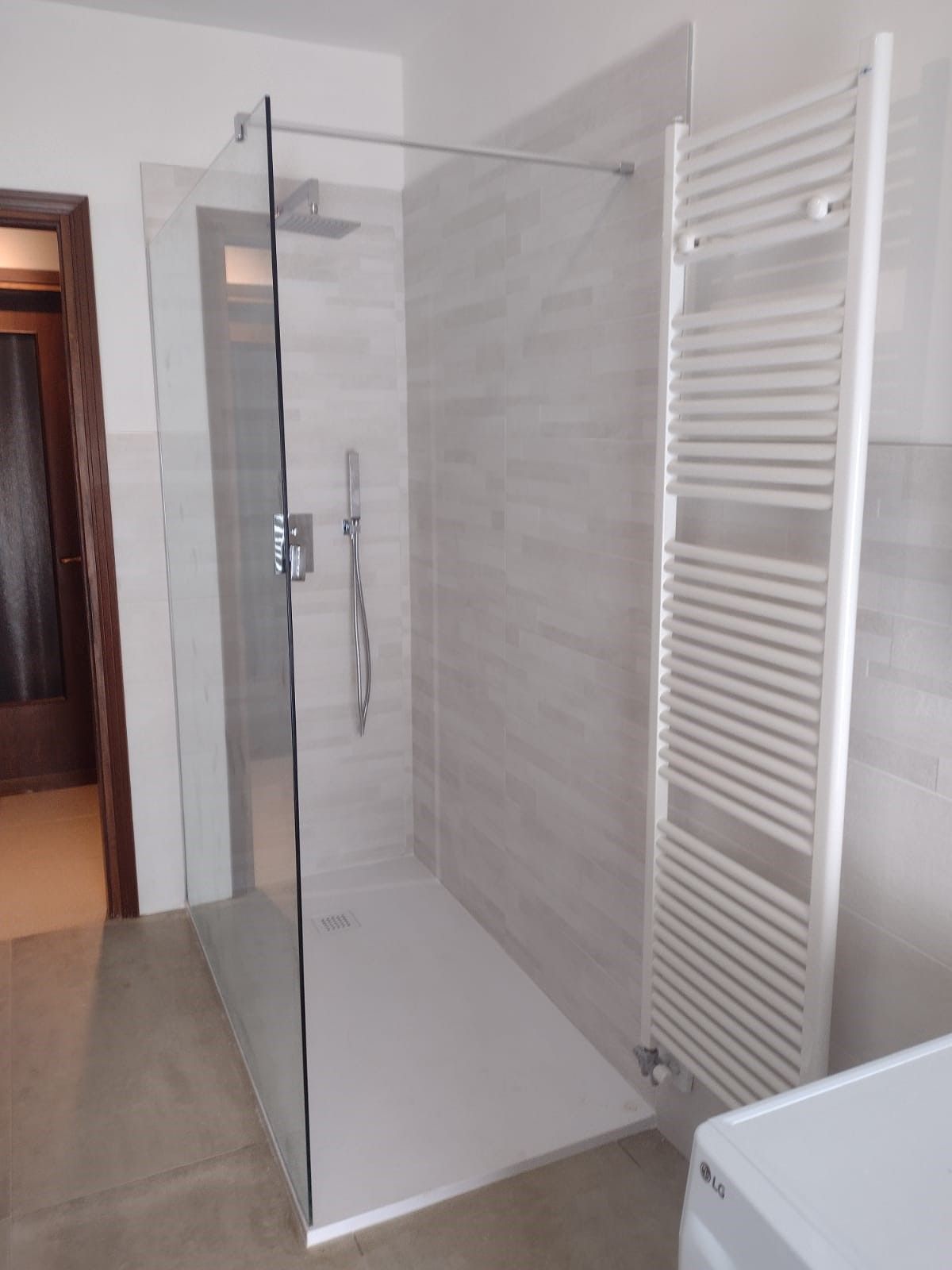 RISTRUTTURAZIONE BAGNI