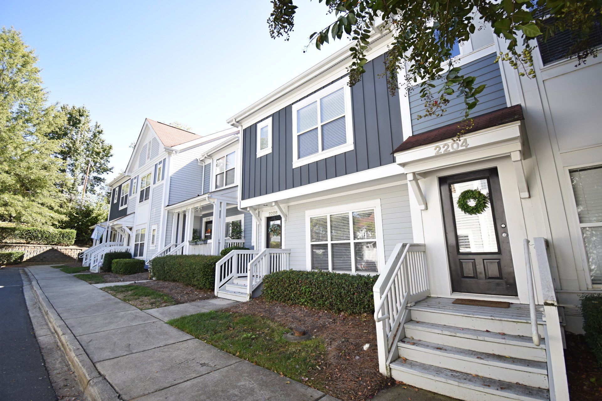 2208 VISION DR, CHARLOTTE NC 28203