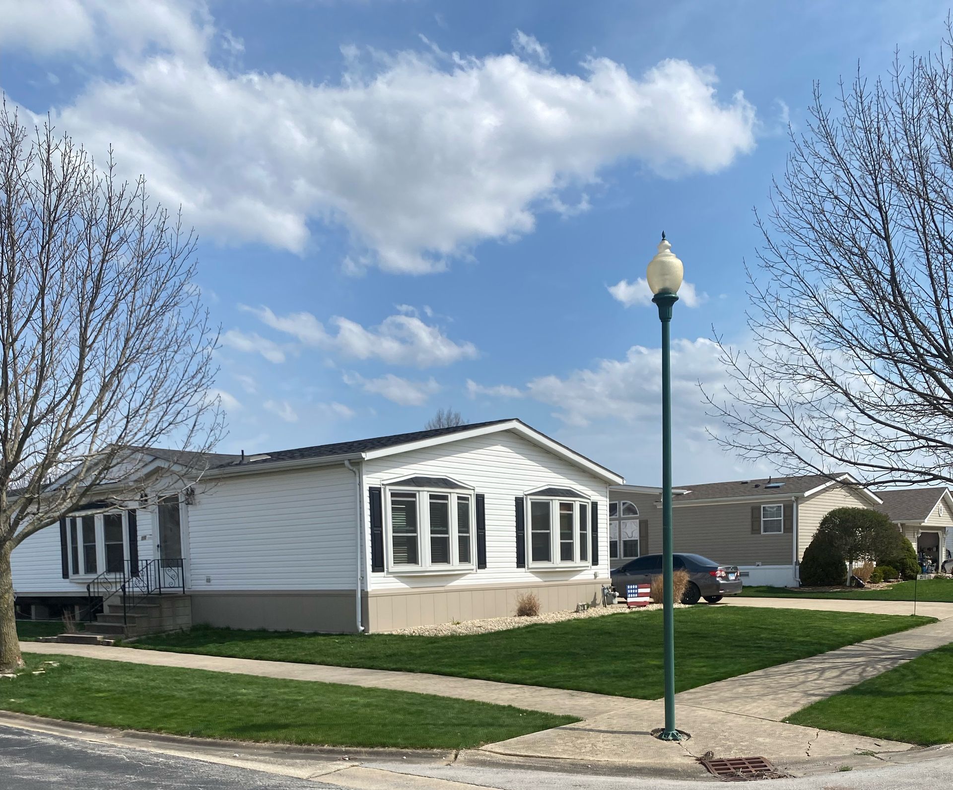 Mobile Air Conditioner — Crete, IL — Superior Mobile Home Service, Inc. 