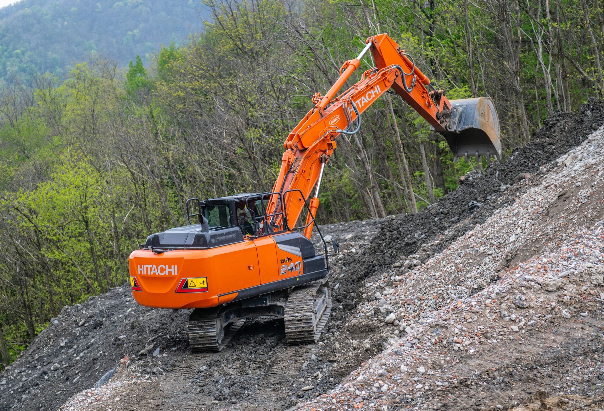 Impresa Re scavi e ritiro terre e rocce da scavo