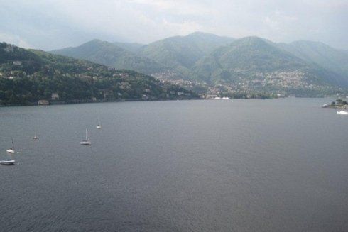 vista del lago di como