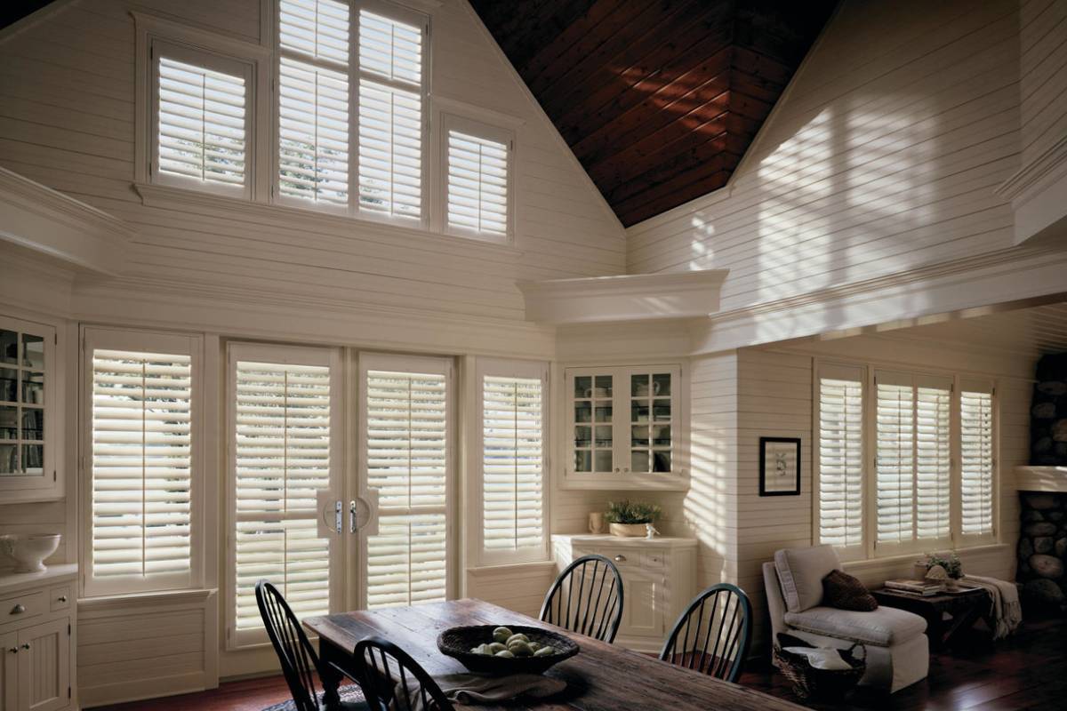 Hunter Douglas Heritance® Hardwood Shutters, plantation shutters, wood shutters, window shutters near San Diego, California (CA)