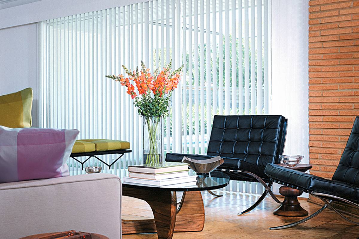 Vertical Blinds, Hunter Douglas Vertical Solutions® Vertical Blinds, vertical blind slats near San Diego, California (CA)
