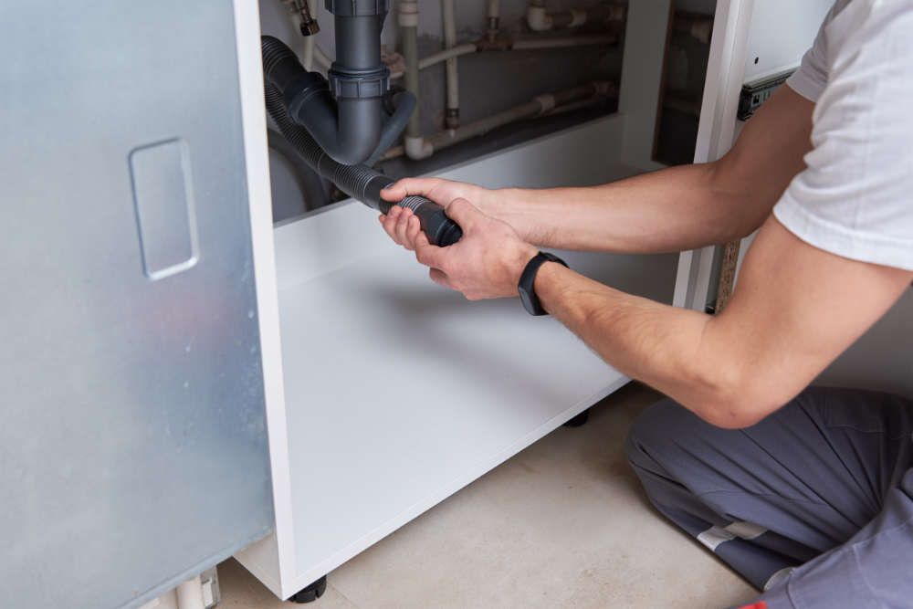 rohrbruch-reparatur-durch-unseren-Installateur-notdienst-wien