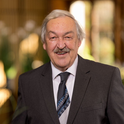 Peter Bornewasser, Team Bestattungen Alfred Roth in Remscheid
