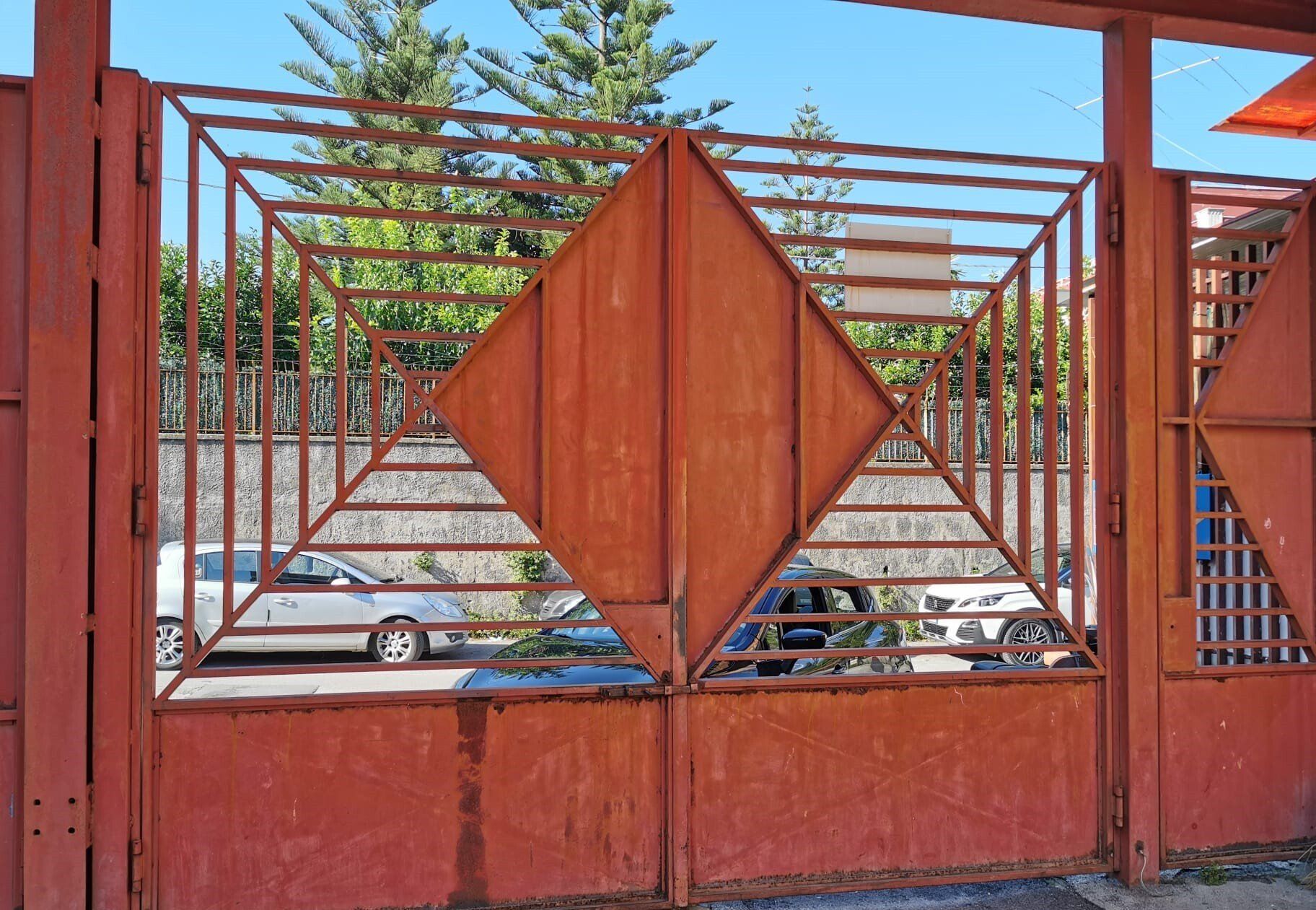 Cancello automatico in ferro