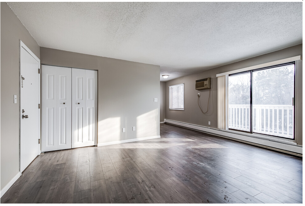 Gervais Lake Apartments Vadnais Heights, MN 1st Select