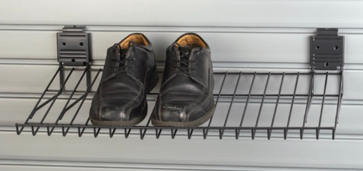 Shoe shelf