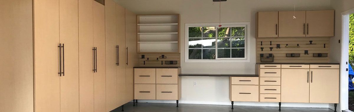 Custom Garage Cabinet Systems