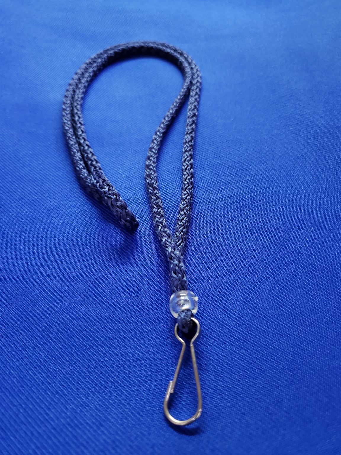 Cordón para gafete azul marino