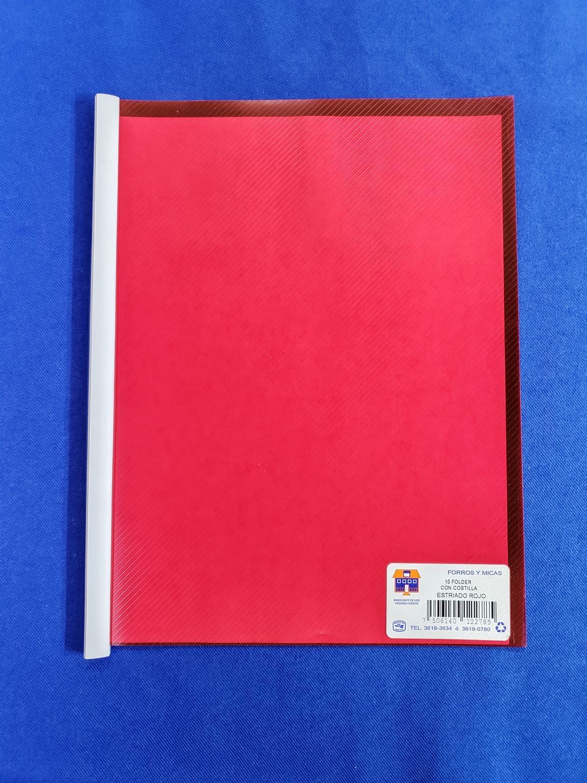 Folder con costilla estriado rojo