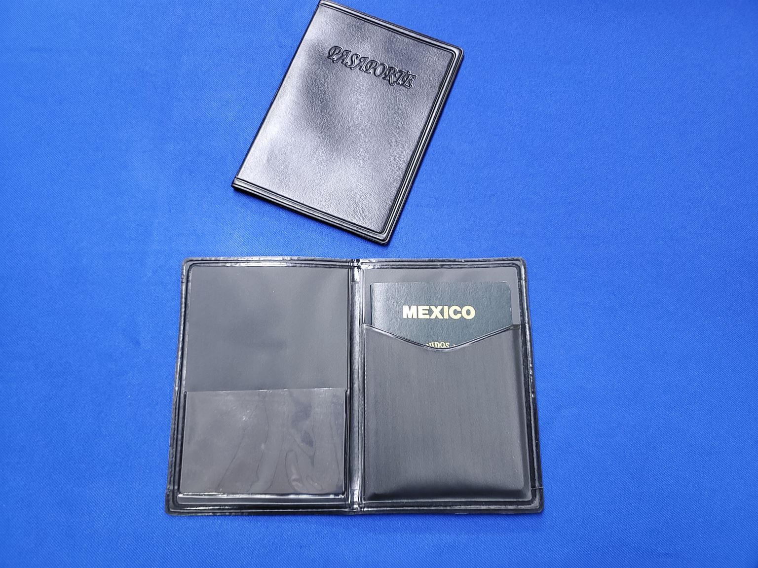 Carpeta para pasporte