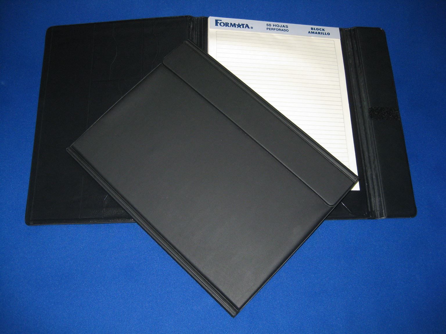 Carpeta porta block con solapa curpiel negro