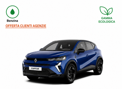 Renault Captur SUV blu su sfondo bianco con etichette Benzina ed eco verdi sopra.