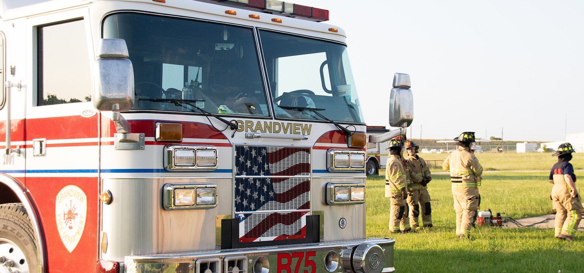 A fire truck with the word Grandview on the front