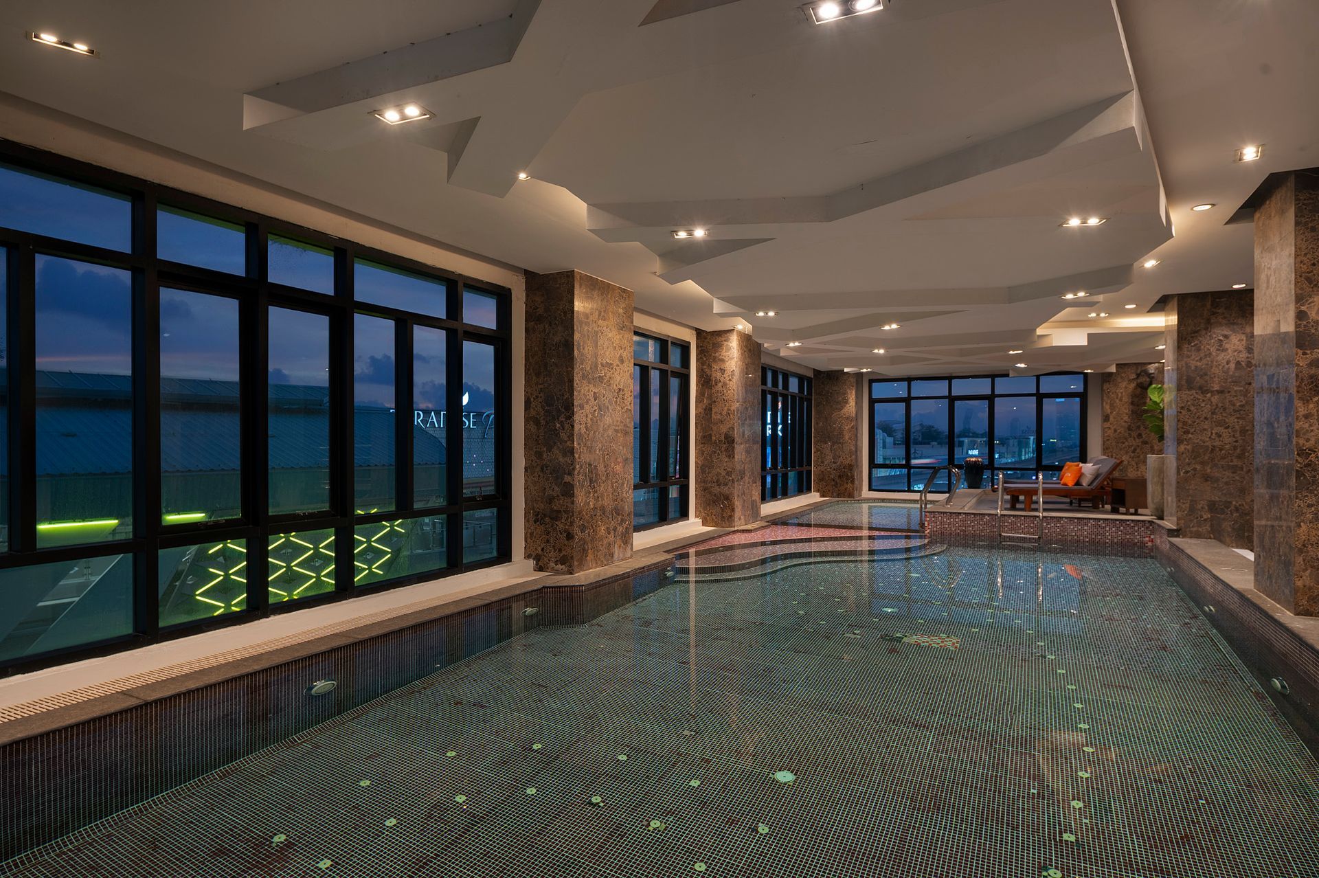 suite hotel bangkok