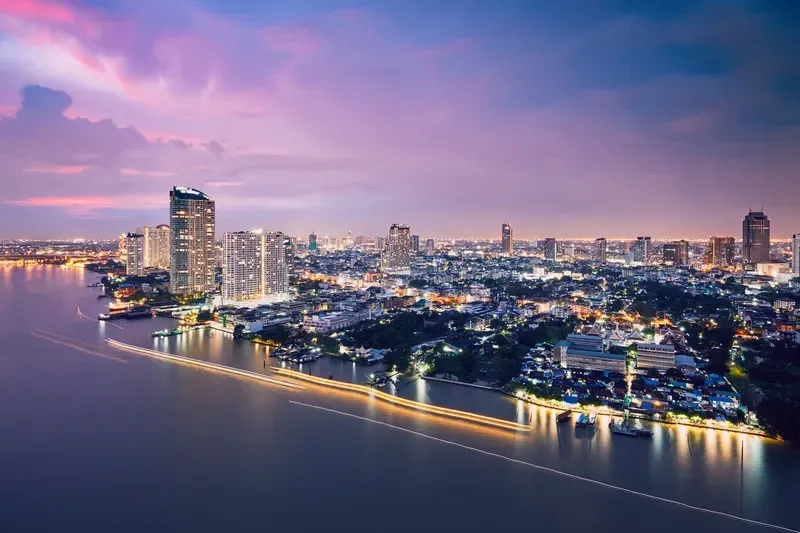 best area to stay in bangkok