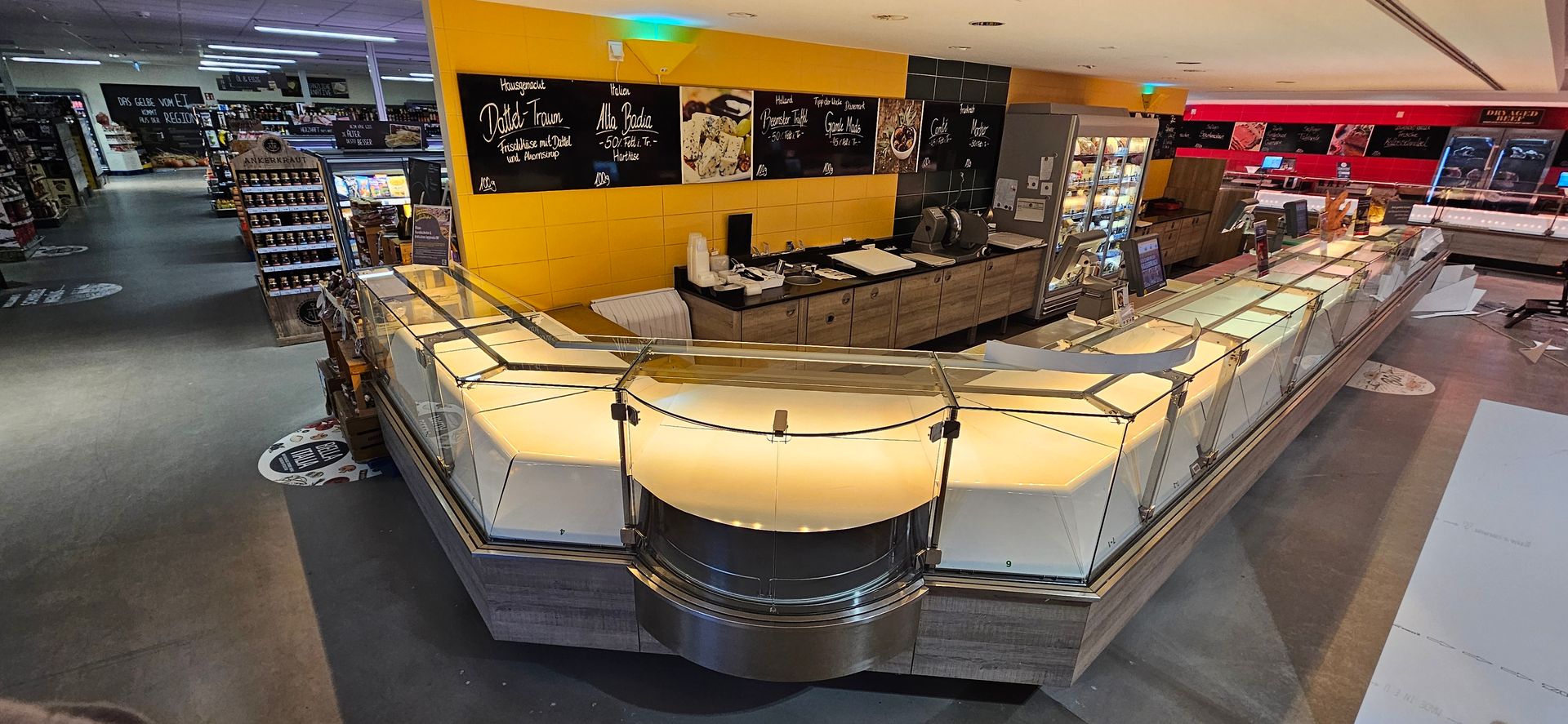 Protection nocturne pour vitrine réfrigérée ouverte