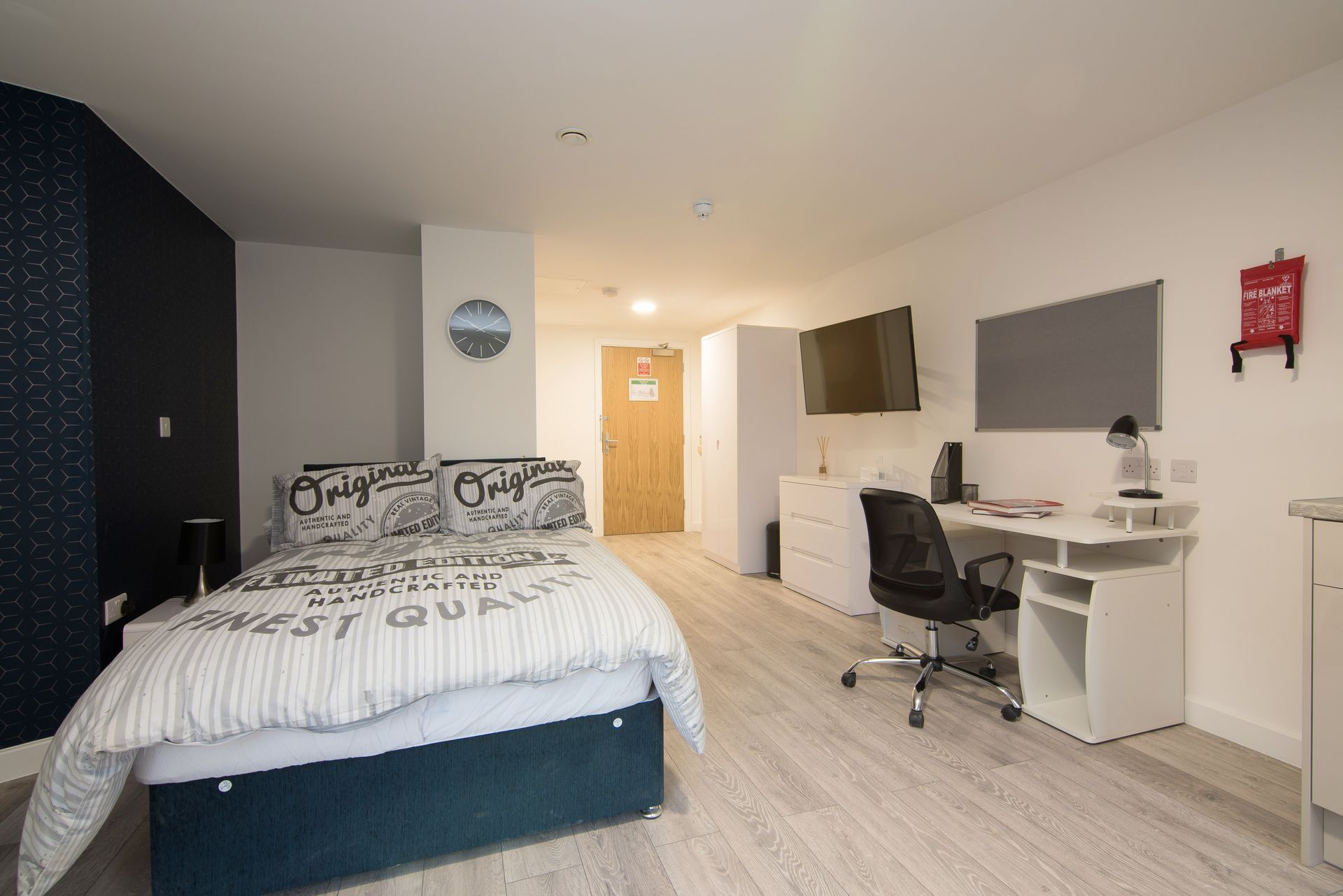 Stanley House Student Living premium plus studio