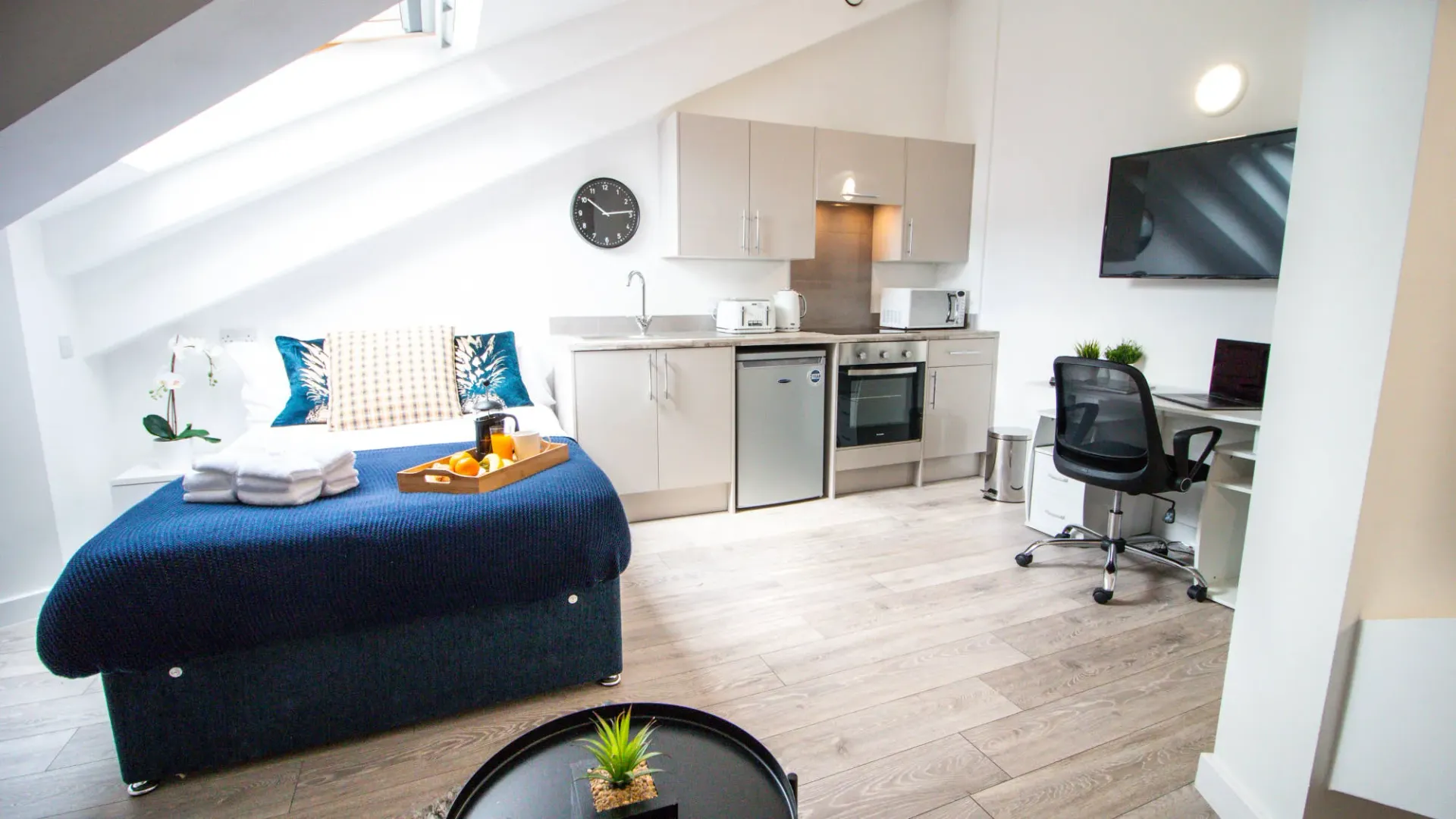 Stanley House Student Living super deluxe studio