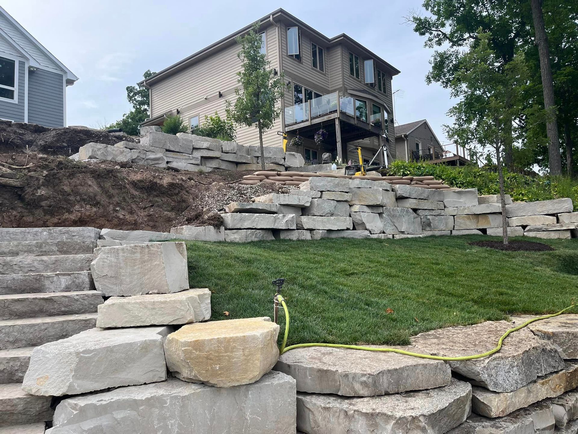 Aesthetic decorative Armour stone in front on a home in a decorative mannor