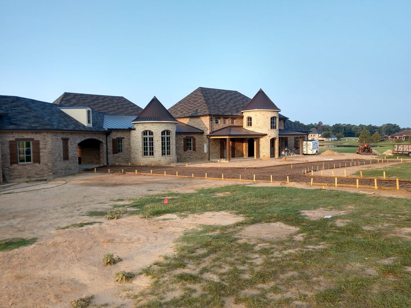 Full house renovated with fresh concrete