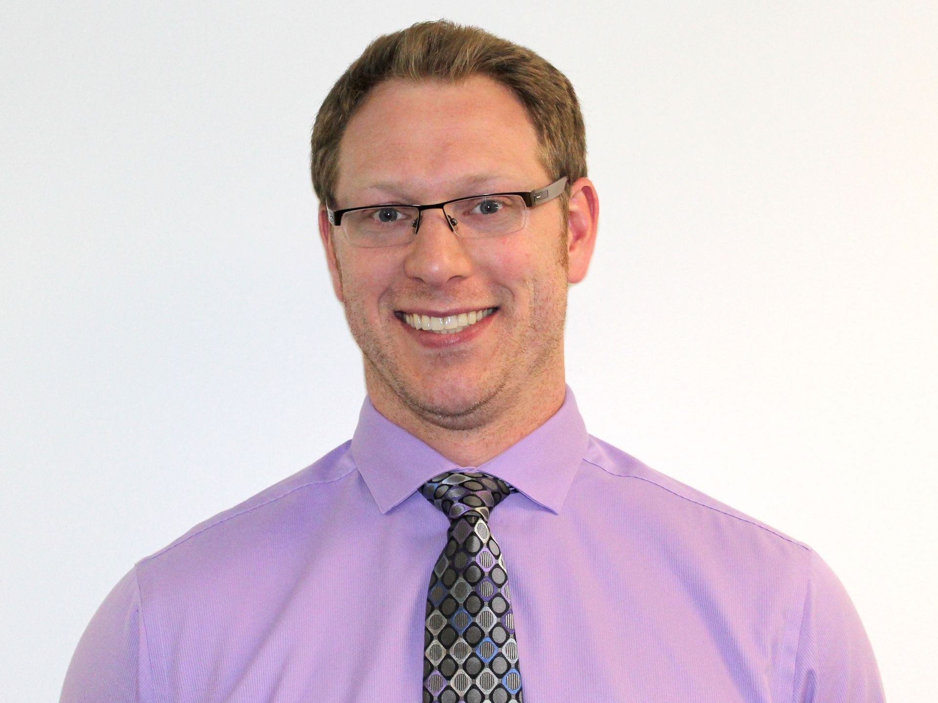 Dr. Bevan Hollinsworth