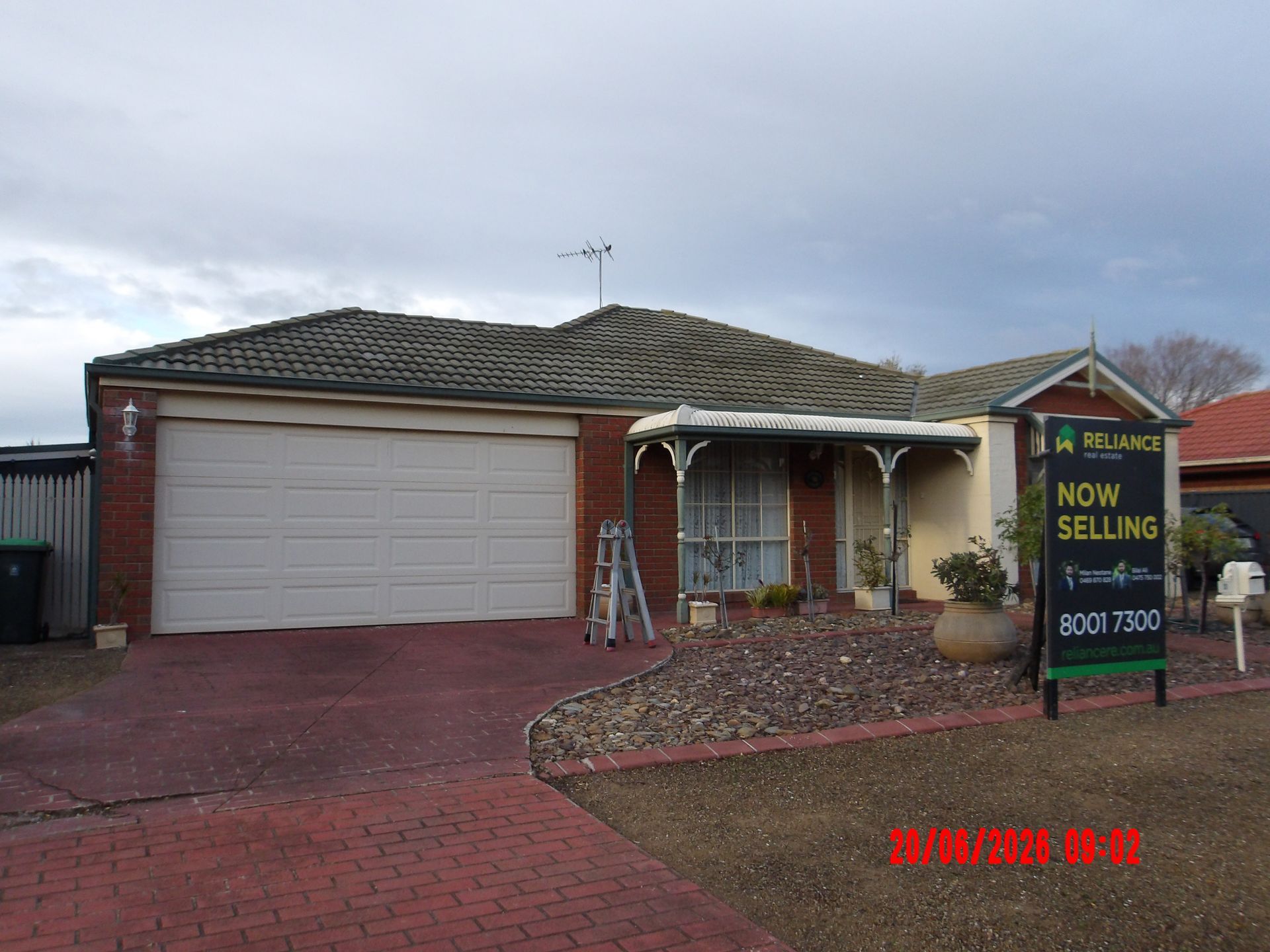Building Inspections Melbourne & All Suburbs.
Do not leave it to chance & end up with a lemon.
Call now to discuss how we can help you get the best results & know what you are buying.
Ph: 0403 207 146
E: info@inspectdirect.com.au