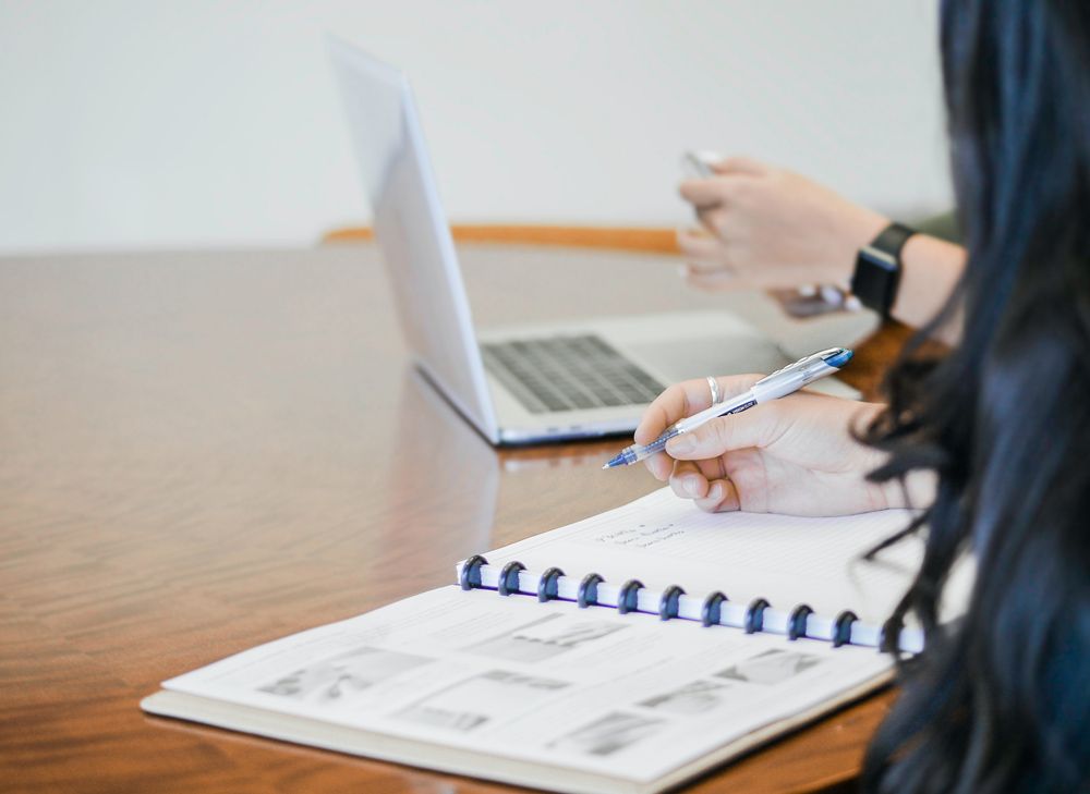 Two People Making Reports — Accounting Services in Coffs Harbour, NSW