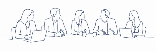 Lijntekening van vijf zittende personen met kopjes, verzameld rond een lage tafel.