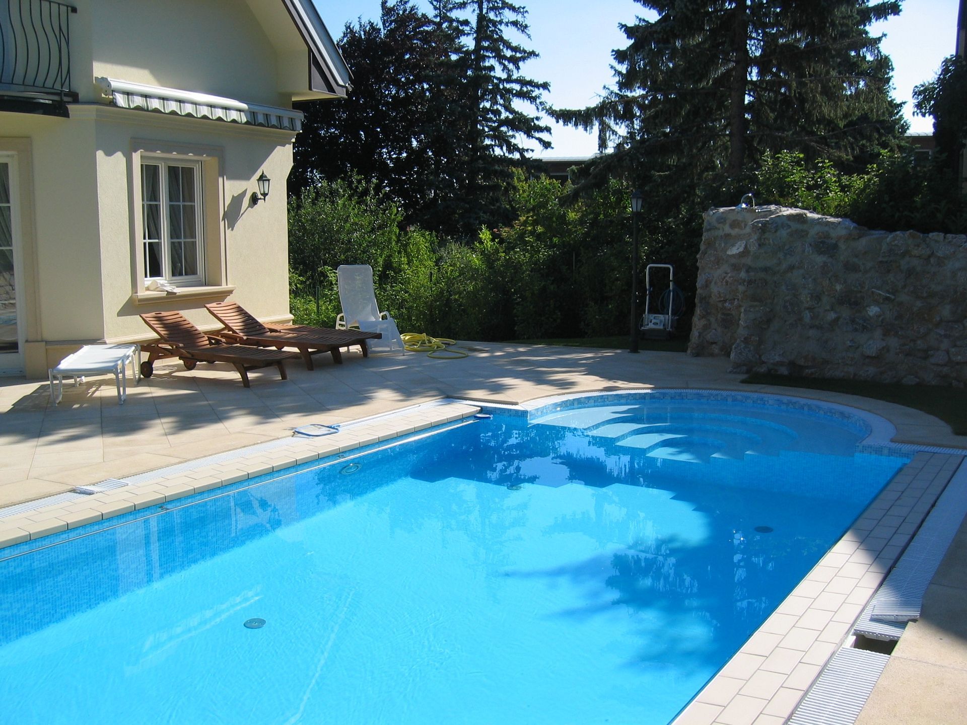 Pool Neubau