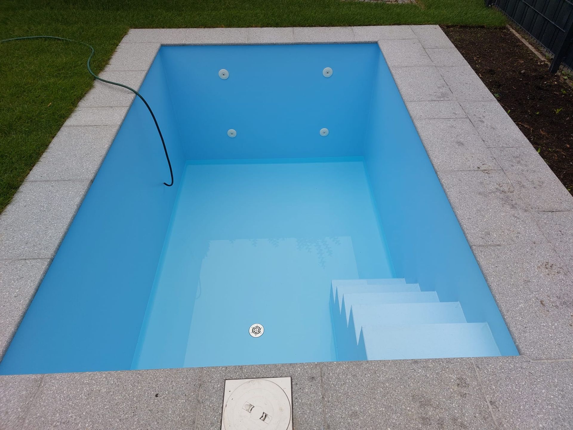 saniertes Pool