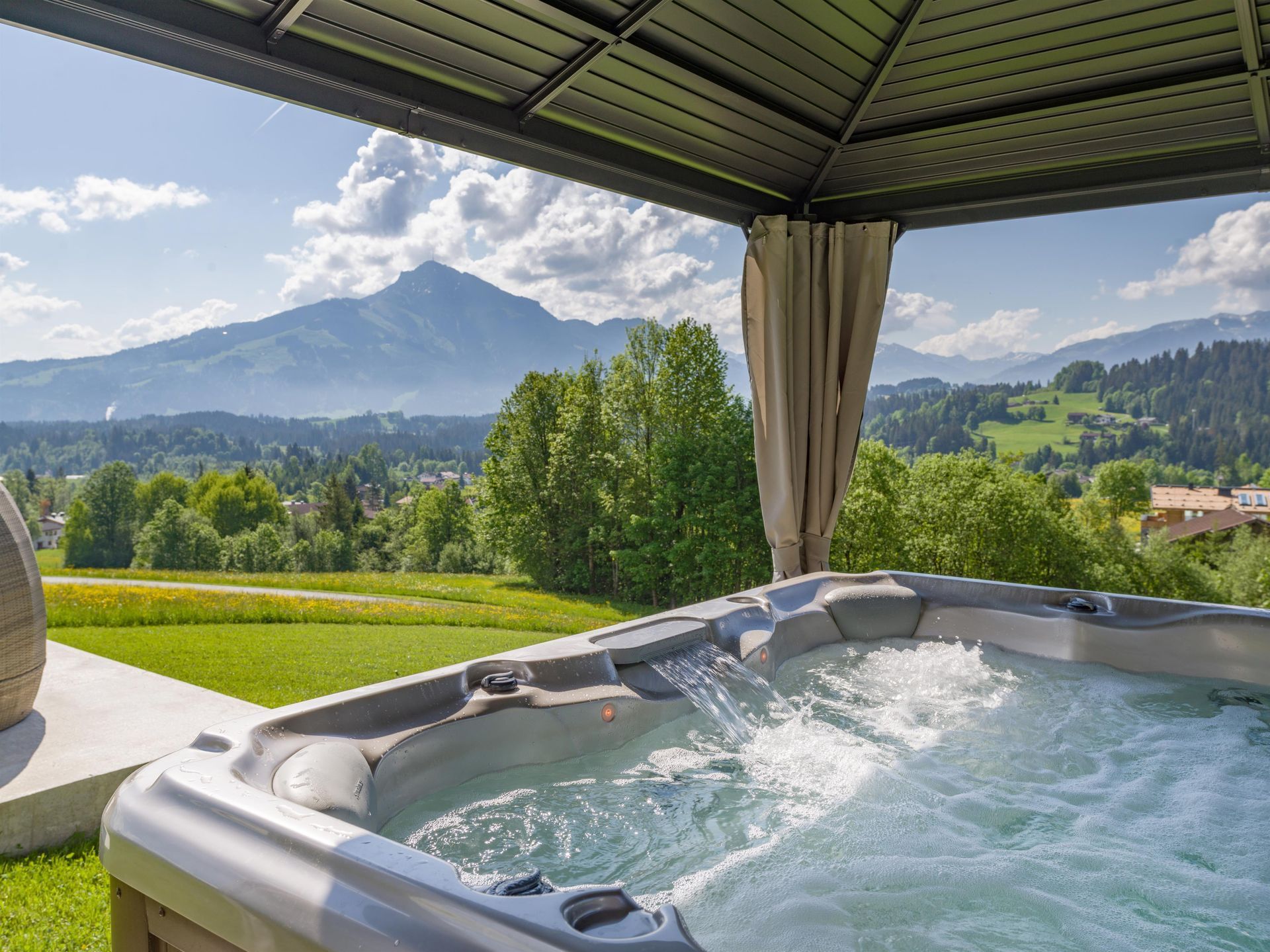 Whirlpool Mountain Resort Seiwald