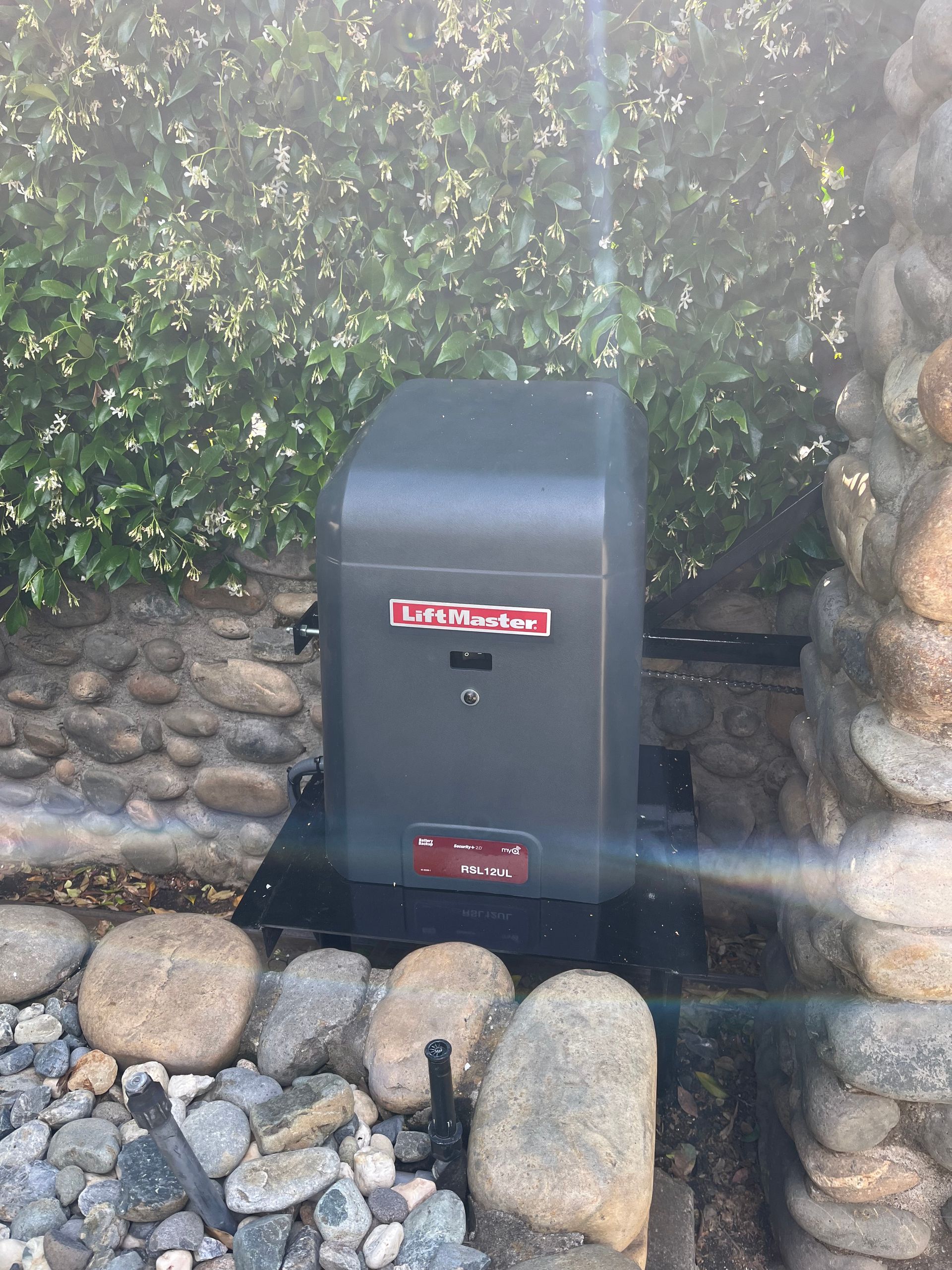 lift master gate opener