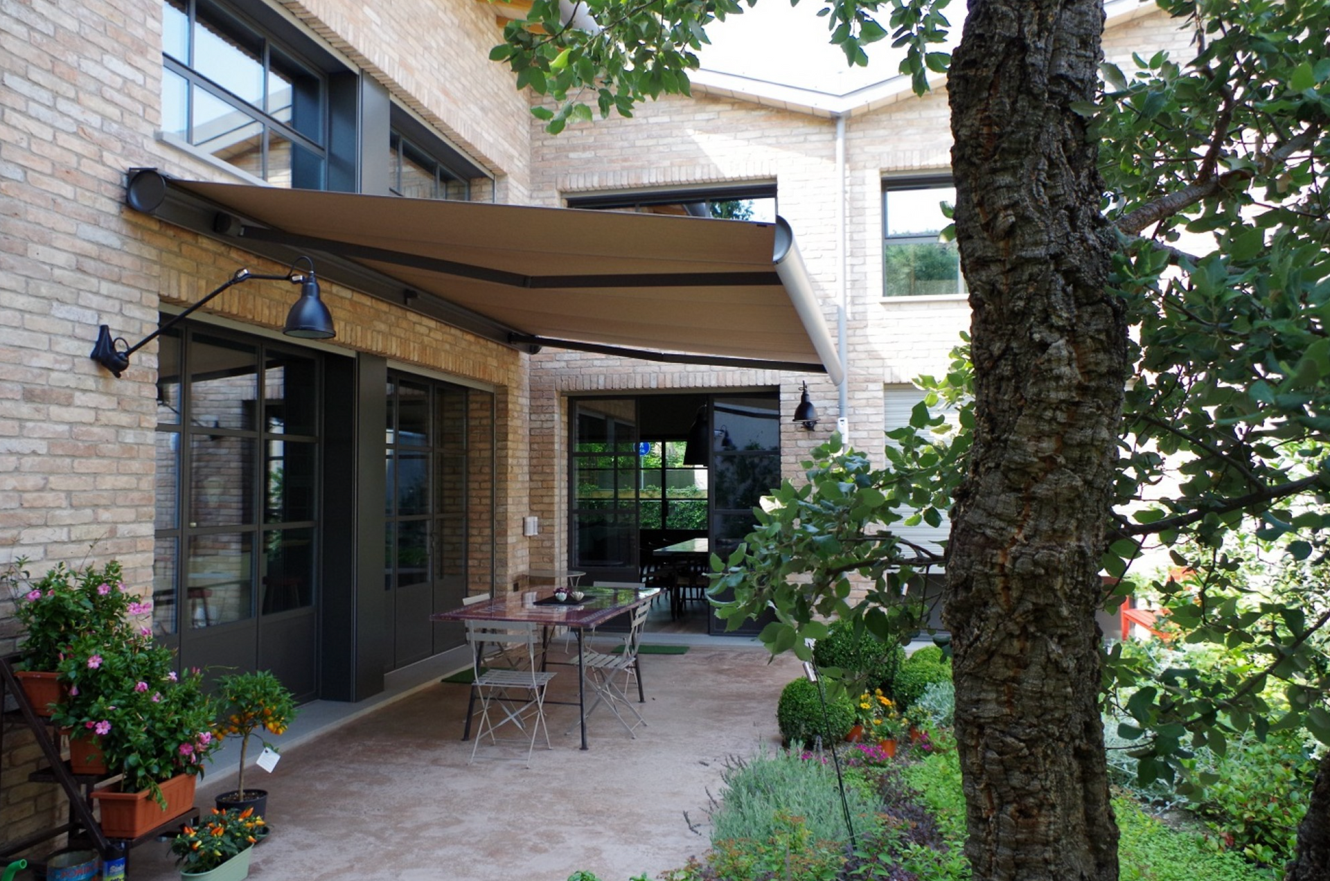 Custom Blinds & Shades KY