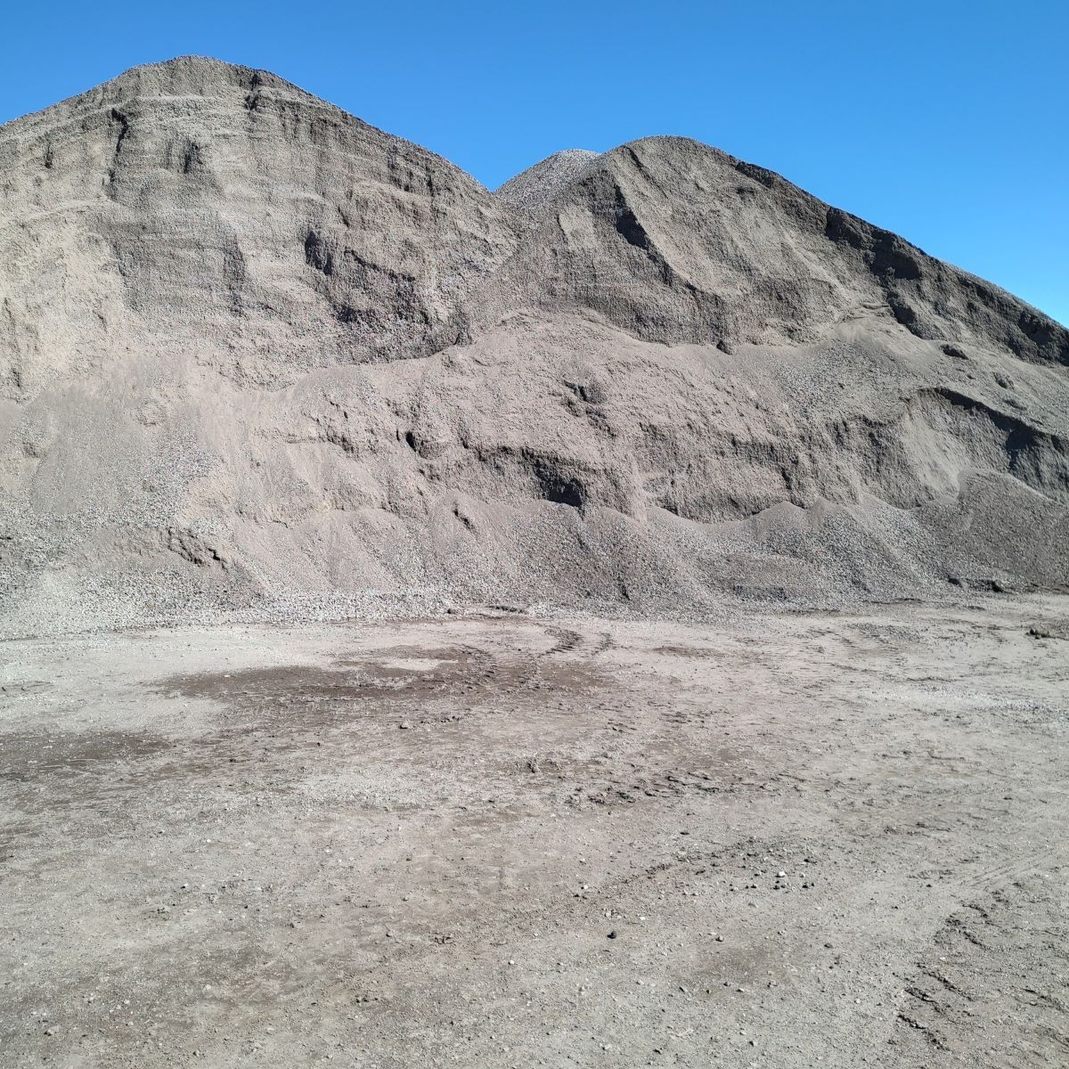 Natural Hardwood Shredded - Landscape Equipment and Supplies in Twin Cities, MN Natural Hardwood Shredded - Landscape Equipment and Supplies in Twin Cities, MN