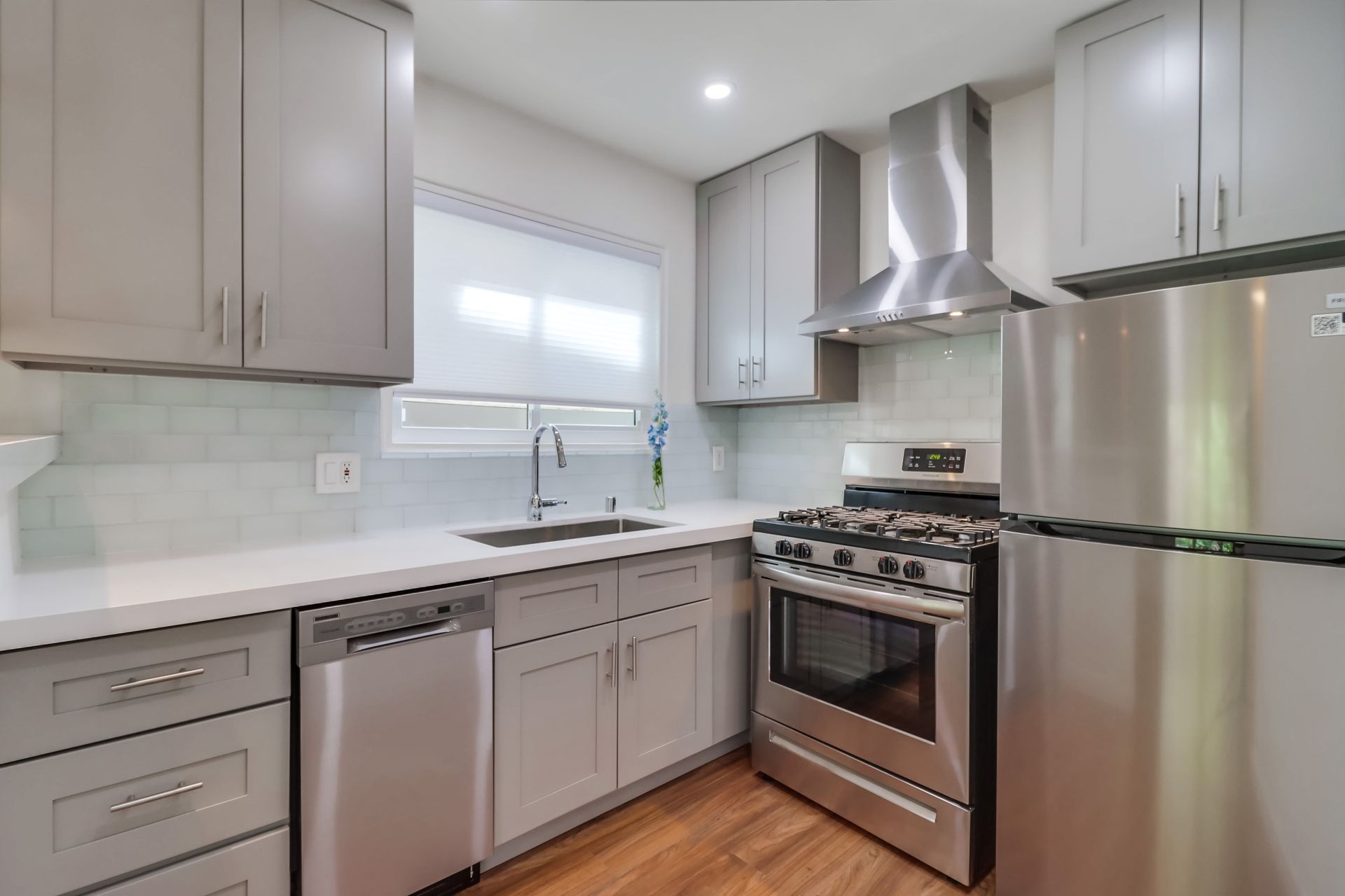 1040 Law Kitchen