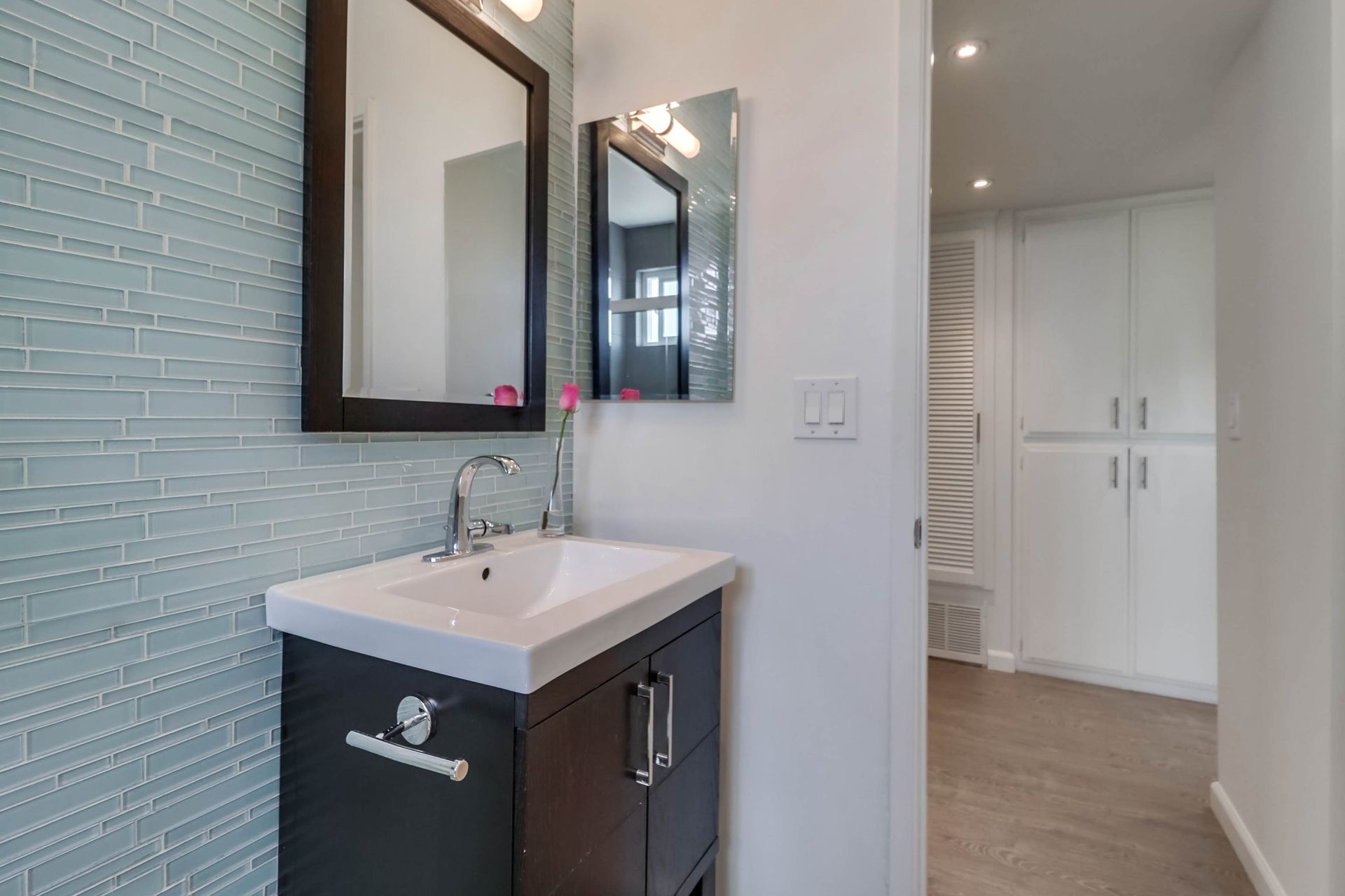 1053 7 bath