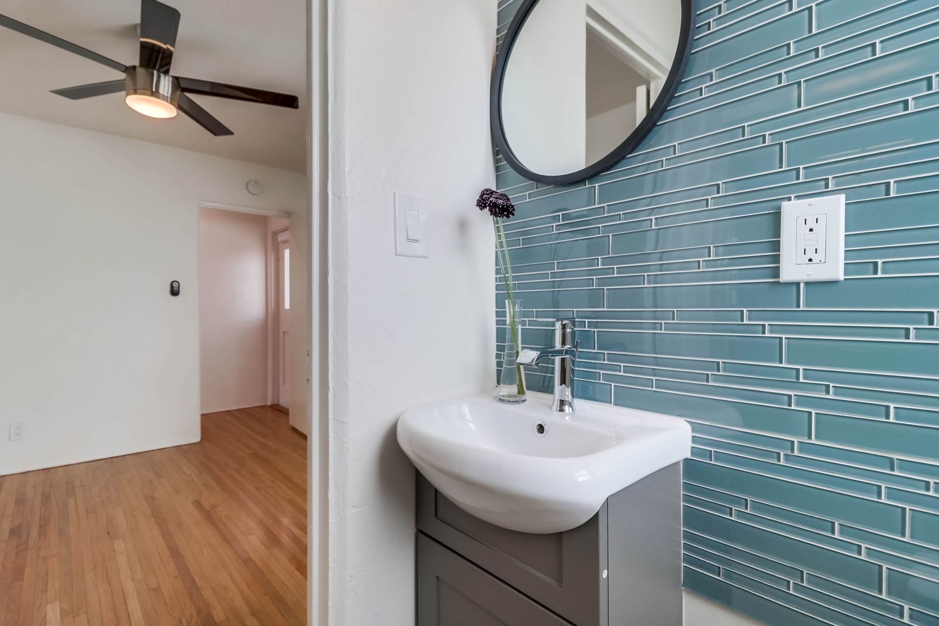 334 kolmar bath 1