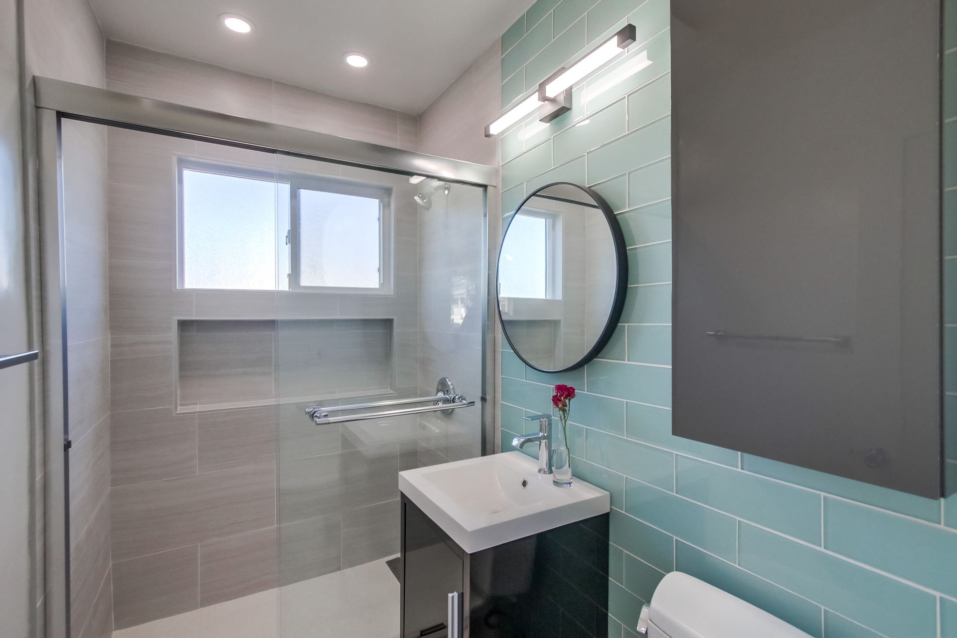 3599 bath 1