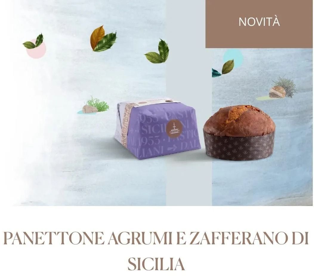 Panettone con agrumi e zafferano di Sicilia, con confezione viola e foglie decorative su sfondo chiaro