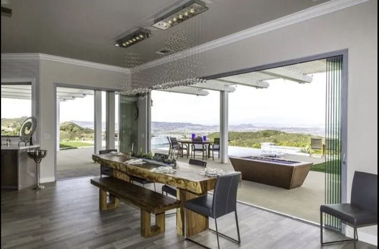 Folding Doors Los Angeles 