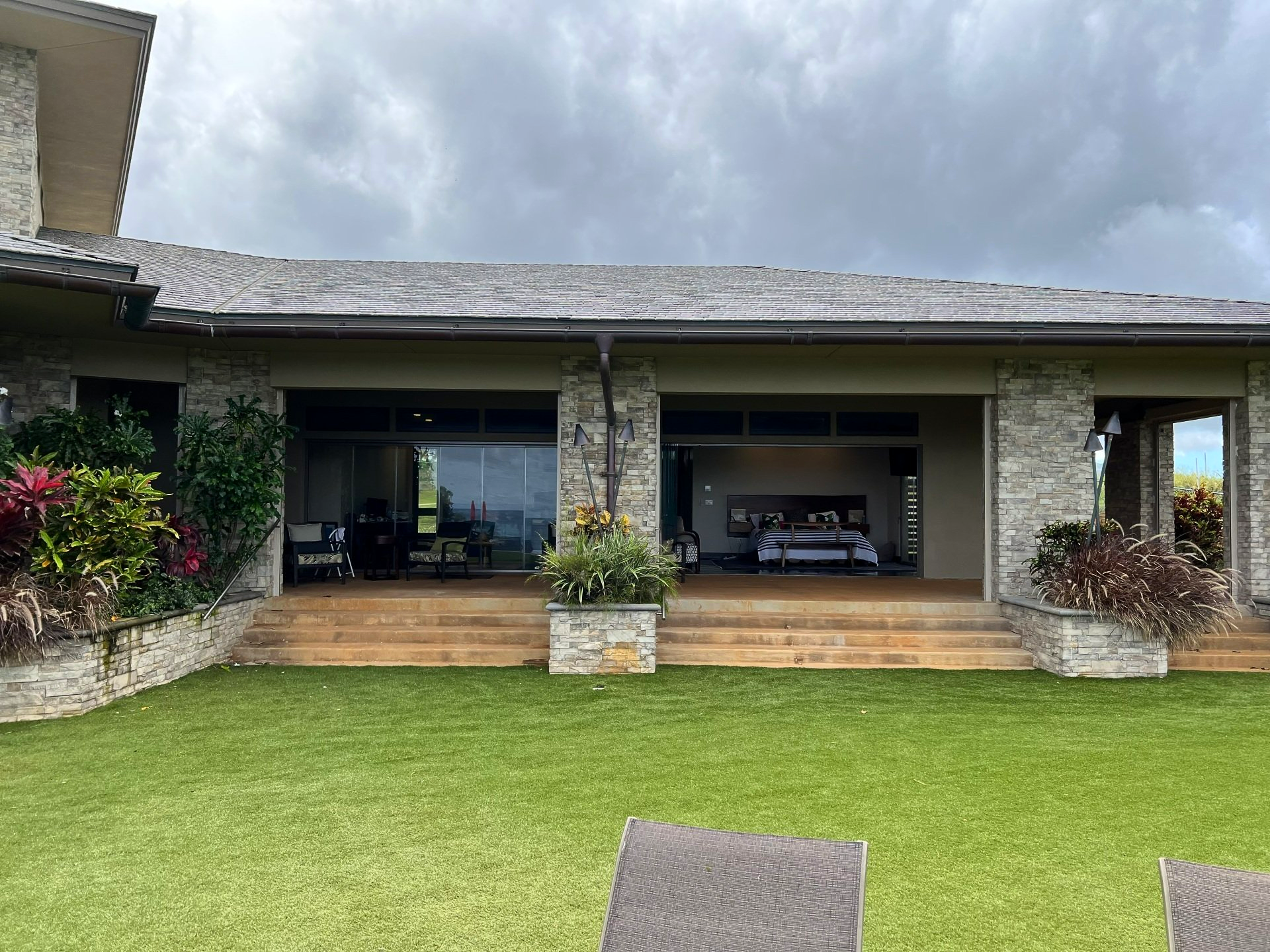 Folding Glass Wall Hawaii
