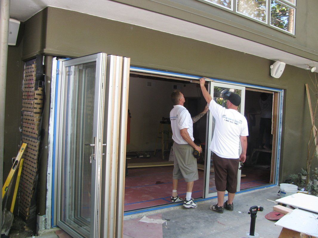 Folding Doors Room Crasher