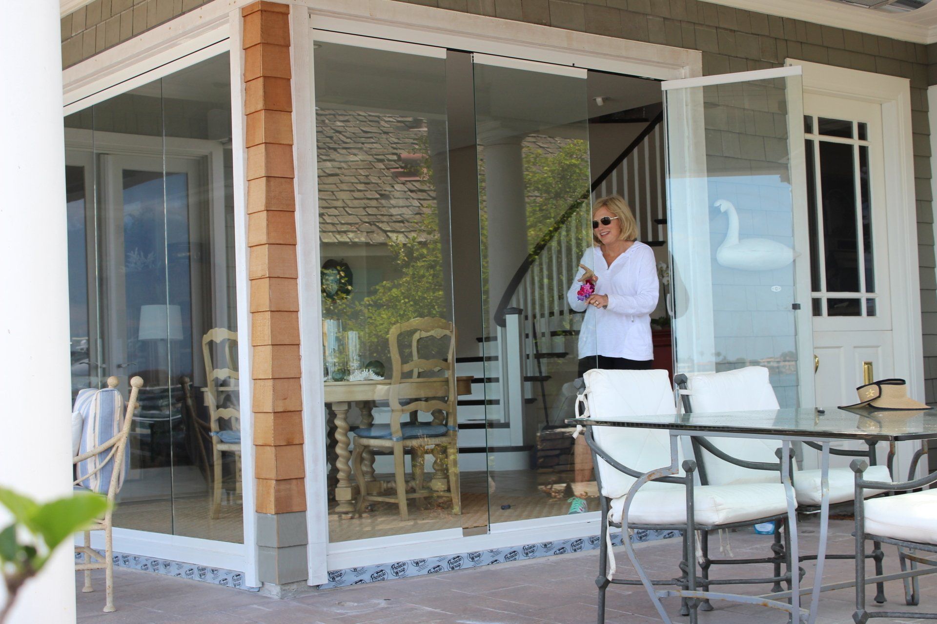 Frameless Patio Doors