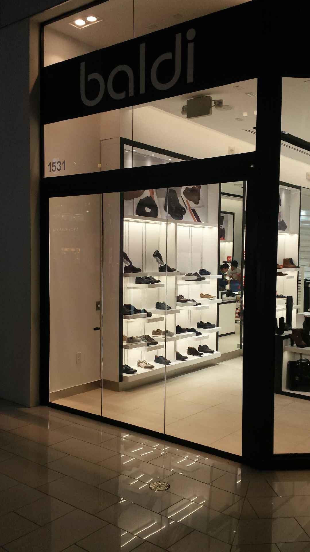 Folding Doors Mall