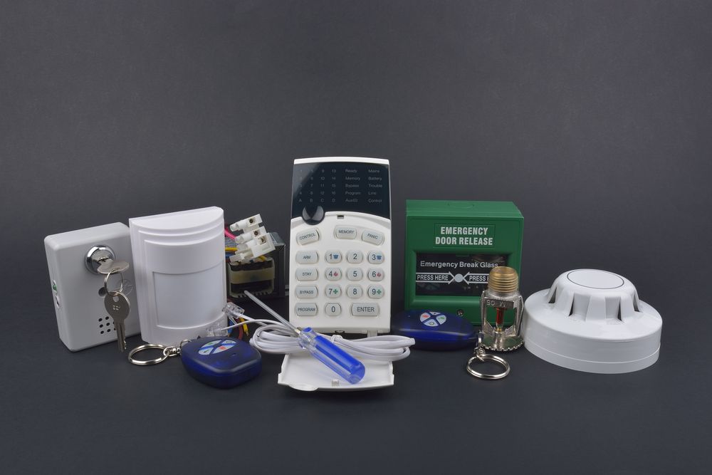 Security System Set: Keypad, Motion Sensor, Key Fobs, Smoke Detector, and Control Box — CQR Locksmiths In Moree, NSW