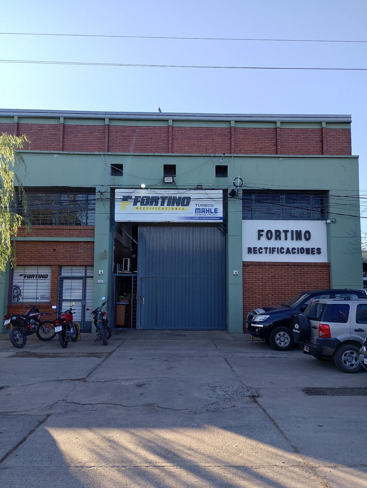 Frente de Fortino Rectificaciones en Avenida Presidente Perón 4850 Oeste