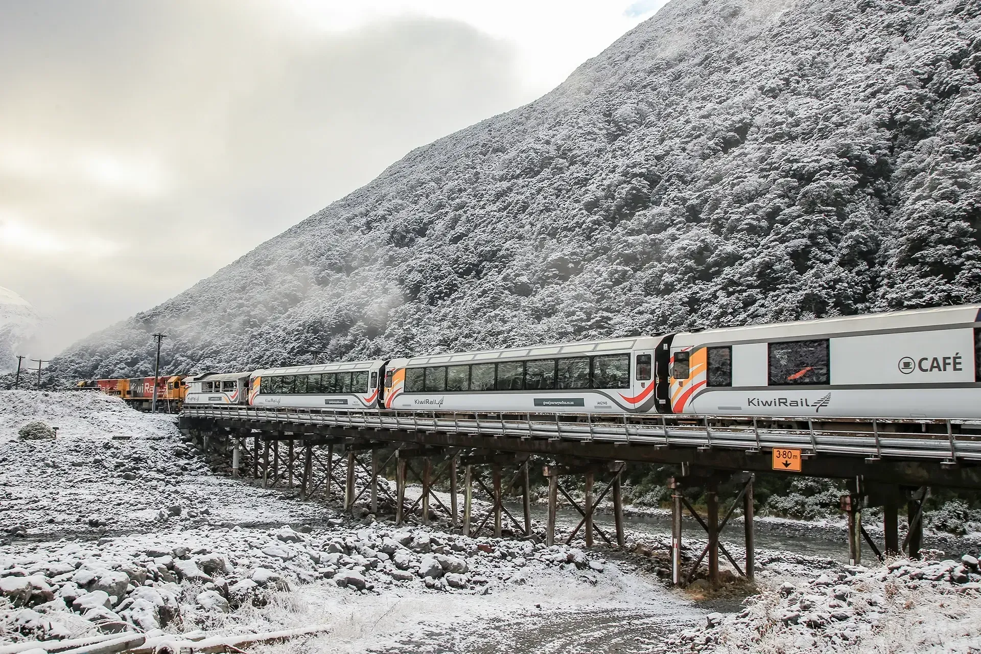 TranzAlpine Train Tours in New Zealand